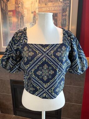 Navy Floral Diamond Print Sleeveless Top